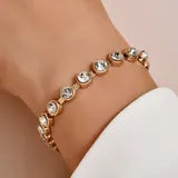 Load image into Gallery viewer, &quot;Circle&quot; Gold Tennis Bracelet
